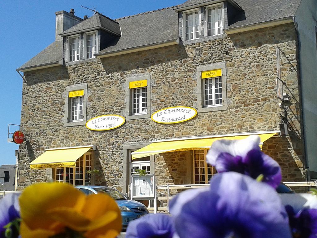 Hotel Restaurant Du Commerce La Gouesniere Ngoại thất bức ảnh