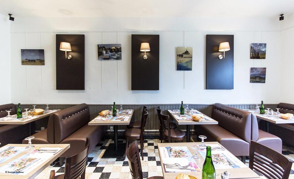 Hotel Restaurant Du Commerce La Gouesniere Ngoại thất bức ảnh